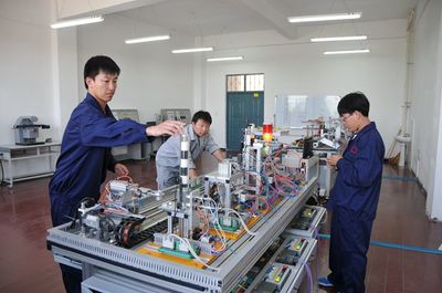 電氣工程系實(shí)訓(xùn)圖片